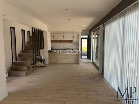 Casa en Venta en Canning, USD 299.999