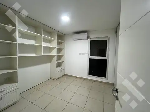 Alquiler Duplex Gral. Fernandez oro