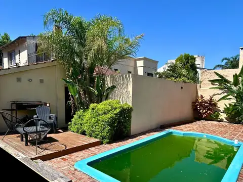 Venta casa en Vctoria 4 ambientes