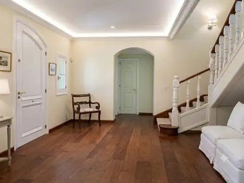 Casa en Venta de 5 dormitorios