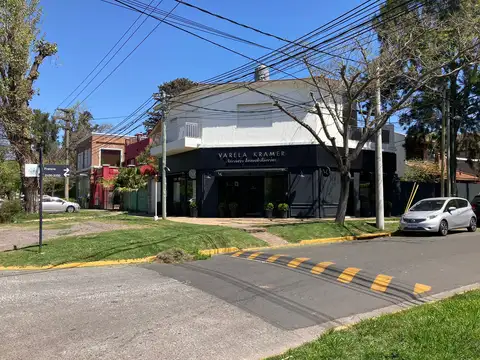 Local en Venta en Lomas de San Isidro, USD 350.000
