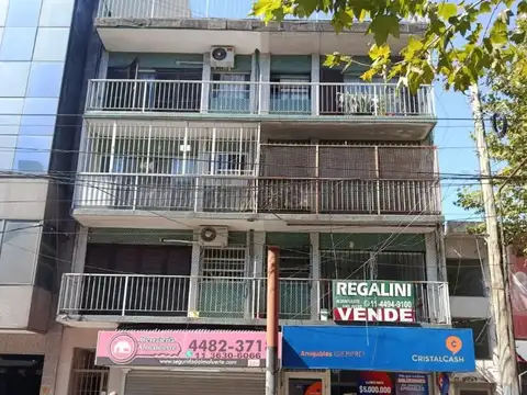 Departamento 2 ambientes en el centro de San Justo c/cochera
