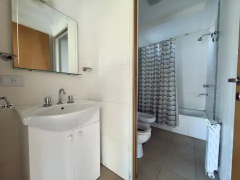 Departamento en Alquiler en Plaza Islas Malvinas, $ 750.000