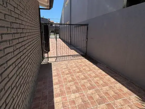 Ph 2 ambientes en Dúplex por pasillo con cochera