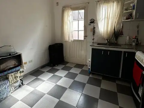 Depto Tipo Casa en Venta en Olivos, USD 158.000