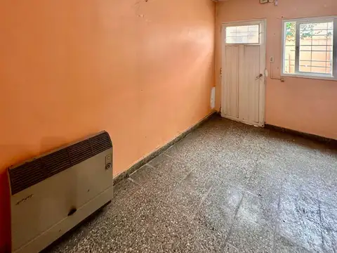 Depto Tipo Casa en Venta 26 años