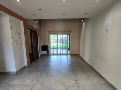 Casa en Alquiler de 3 dormitorios