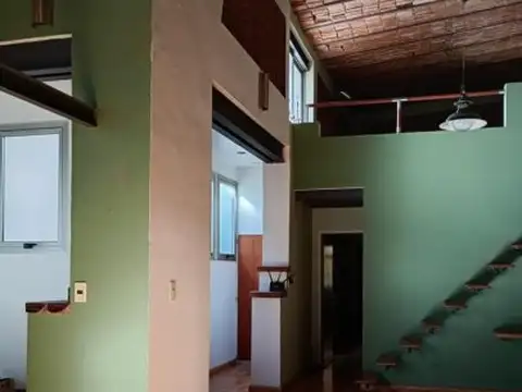 Depto Tipo Casa 7 ambientes con 3 baños