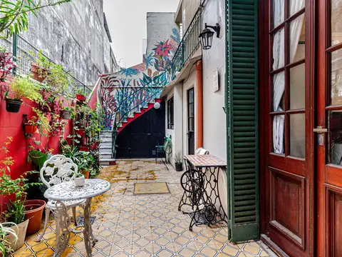 VENTA PH CASA 5 AMB PARQUE CHACABUCO PATIO TERRAZA