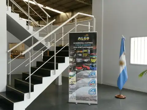 Galpon en Alquiler en Campana, USD 9.000