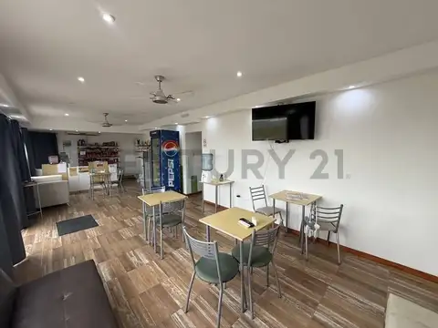 Casa 12 ambientes con 10 baños