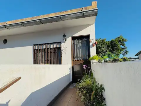 Depto Tipo Casa en Venta 23 años