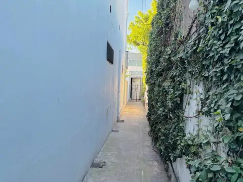 Depto Tipo Casa en Venta con 1 cocheras