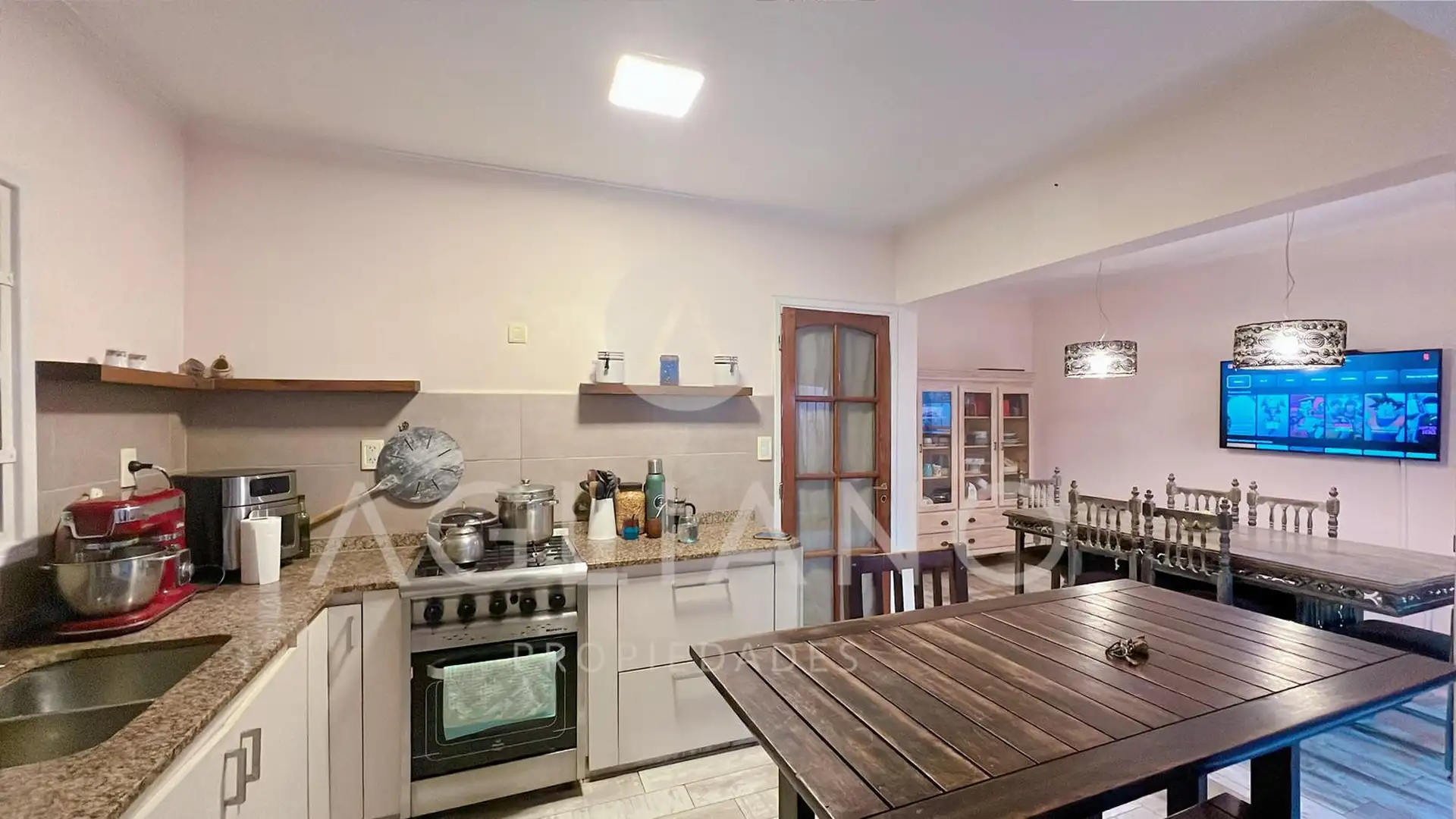 Chalet Reciclado en Parque Luro | 5 Ambientes con Parque, Parrilla y Playroom | Apto Crédito