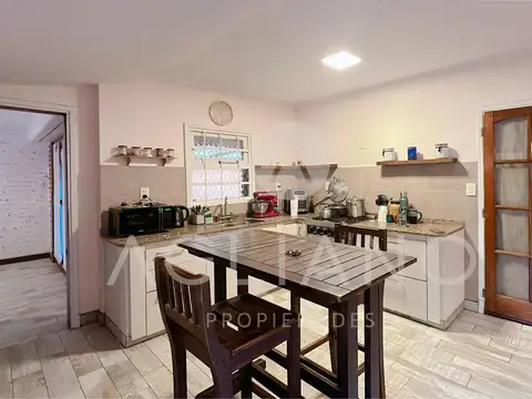 Chalet Reciclado en Parque Luro | 5 Ambientes con Parque, Parrilla y Playroom | Apto Crédito