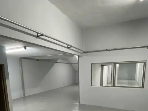 Local en Alquiler en Parque Patricios, $ 6.800.000