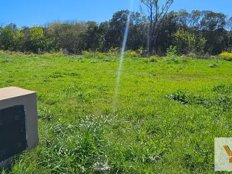 Terreno en venta - 444,14Mts2 - Exaltación de La Cruz