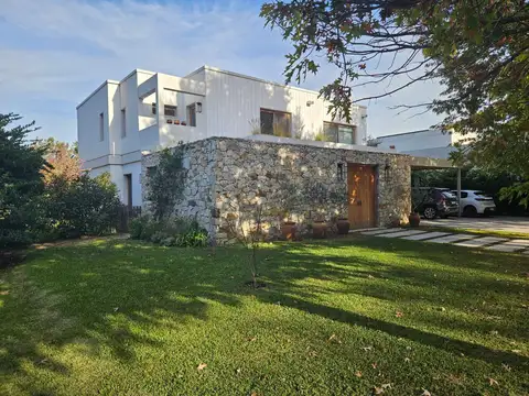 Casa en Buenos Aires Golf, Bella Vista