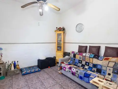 Depto Tipo Casa en Venta 60 años
