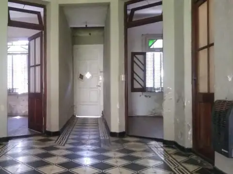 Venta Casa 4 ambientes en Moron