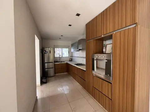 Casa 4 amb en La Merecida, Pilar - Divino Lote con arboleda