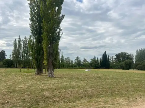 Venta Amplio Lote Barrio Cerrado Los Girasoles De Lujan