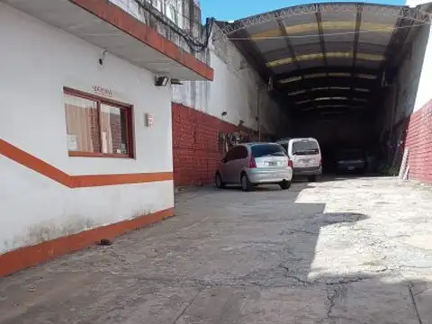 Av Brasil 2300, Piso 0