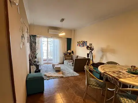 Avenida Hipólito Yrigoyen 6100, Piso 3