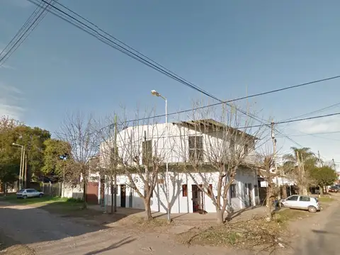 COMPLEJO CON 4 DEPARTAMENTOS A UNA CUADRA DE AV. DIRECTORIO