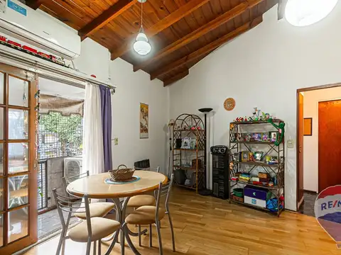 Depto Tipo Casa en Venta de 3 ambientes