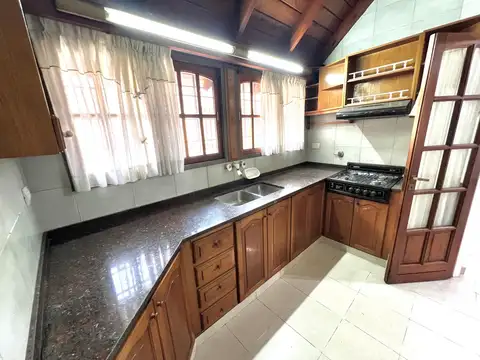 Casa en Venta al Oeste