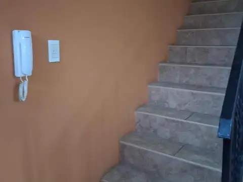 Depto Tipo Casa en Venta en Luis Guillon, USD 78.000