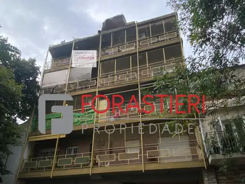 Departamento en  Venta de 3 ambientes en Victoria