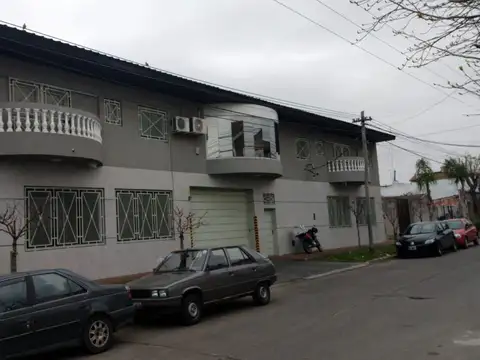 BELISARIO ROLDAN 1400