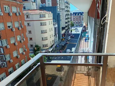 2 AMBIENTES Y DEP A/ CALLE CON BALCON VEREDA DE SOL
