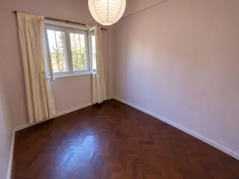 Departamento en Venta en Bernal Oeste, USD 48.000