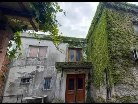 Casa en venta - 3 Dormitorios 2 Baños - Esteban Echeverria