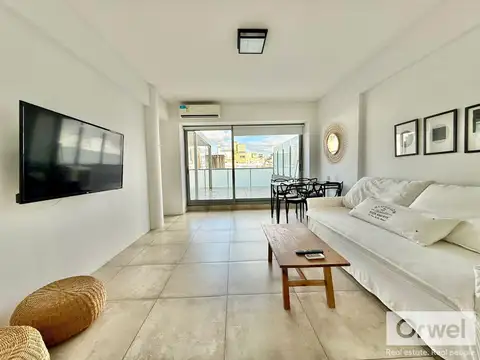Departamento 2 amb con Terraza propia. Venta en Recoleta
