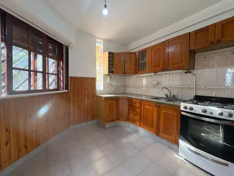 Depto Tipo Casa 5 ambientes con 3 baños