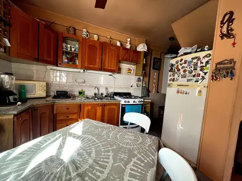 Depto Tipo Casa en Venta con 1 cocheras