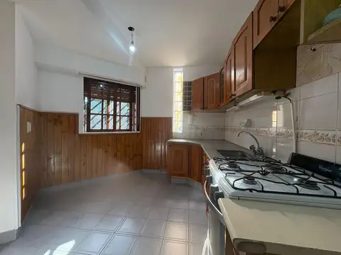 Depto Tipo Casa en Venta con 1 cocheras