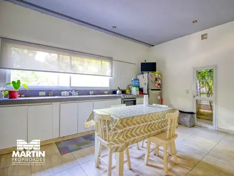 Casa en venta en Bº Santa Maria De Los Olivos. Malvinas.