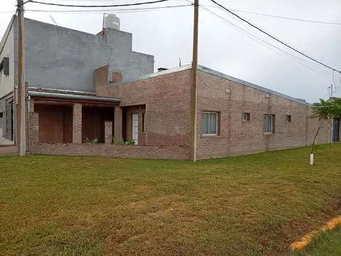 Casa Nueva en esquina Praderas 3 