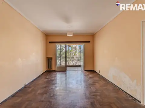 Depto en venta 3 amb, con balcón. Bajo Belgrano.