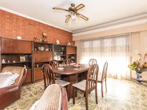 Avenida Marcelo Torcuato De Alvear 4400