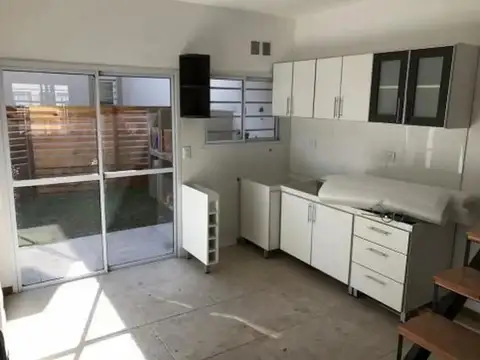 Depto Tipo Casa en Venta de 4 ambientes