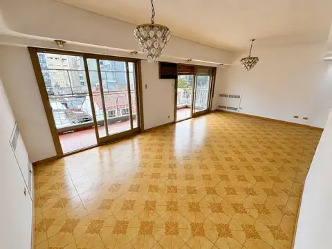 Departamento 4 ambientes con 3 baños