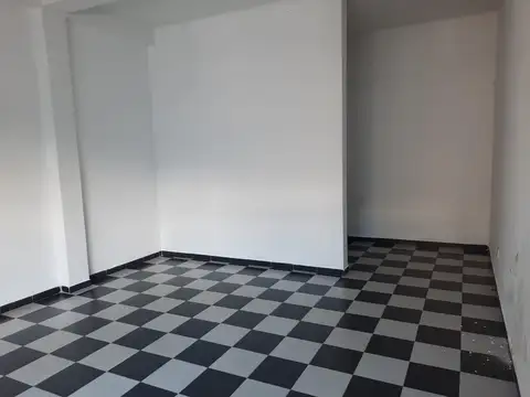 Mariano Moreno 900