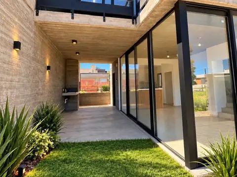 Depto Tipo Casa en Venta de 2 dormitorios