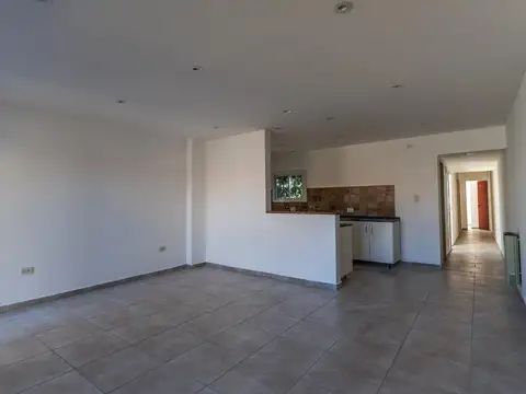 departamento duplex 3 ambientes en venta en lujan planta baja con patio y cochera apto credito